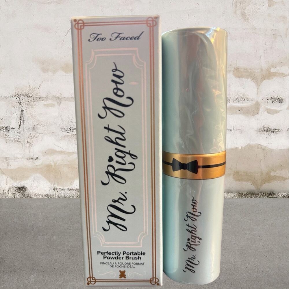 Too Faced Mr. Right Now Perfectly Portable Powder Brush NIB